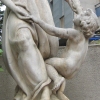 SORIANO-MONTAGUT, INNOCENCI : Mare i fill (1958), escultura en pedra de Soriano-Montagut a la plaa Alfons XII de Tortosa