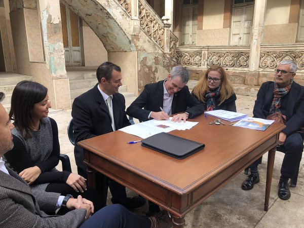 L’antic col·legi de les Monges ja és propietat de l’Ajuntament