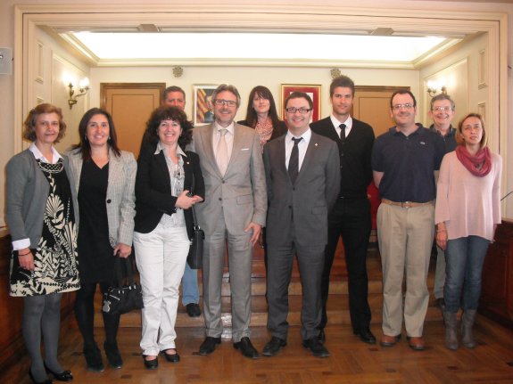 Ajuntament d´Amposta > Comunicació > Visita a Amposta del Director General de Joventut Toni Reig 