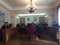 El ple d´Amposta aprova inicialment l´ordenança que prohibeix el consum d´alcohol a la via pública