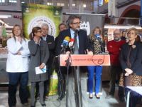 La festa de la Carxofa surt dels límits del pavelló firal i congrega milers de persones per tota la ciutat