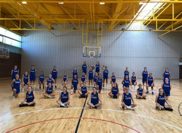 Projecte Emma i Campus Winners de bàsquet femení s’alien