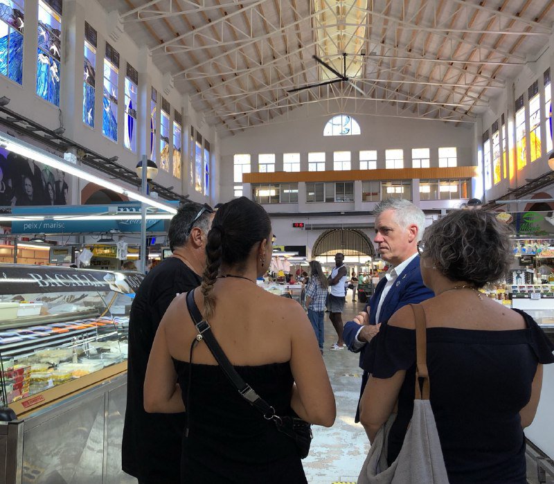 El Mercat municipal estrena sistema de ventilació i extracció
