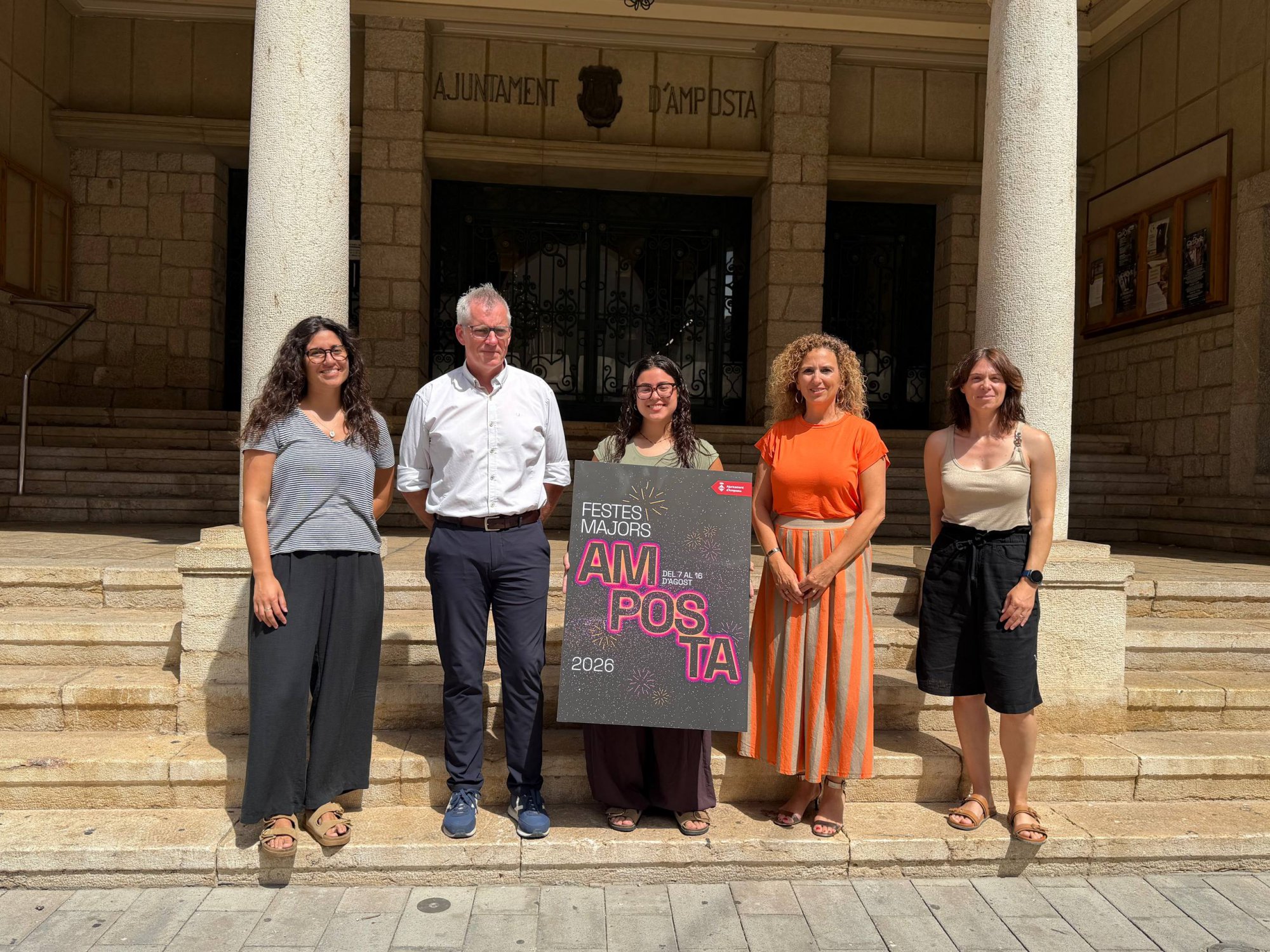 L&rsquo;eclipsi solar inspira el cartell de Festes Majors 2026, obra de l&rsquo;alumna d&rsquo;Esardi Mireia Gestí