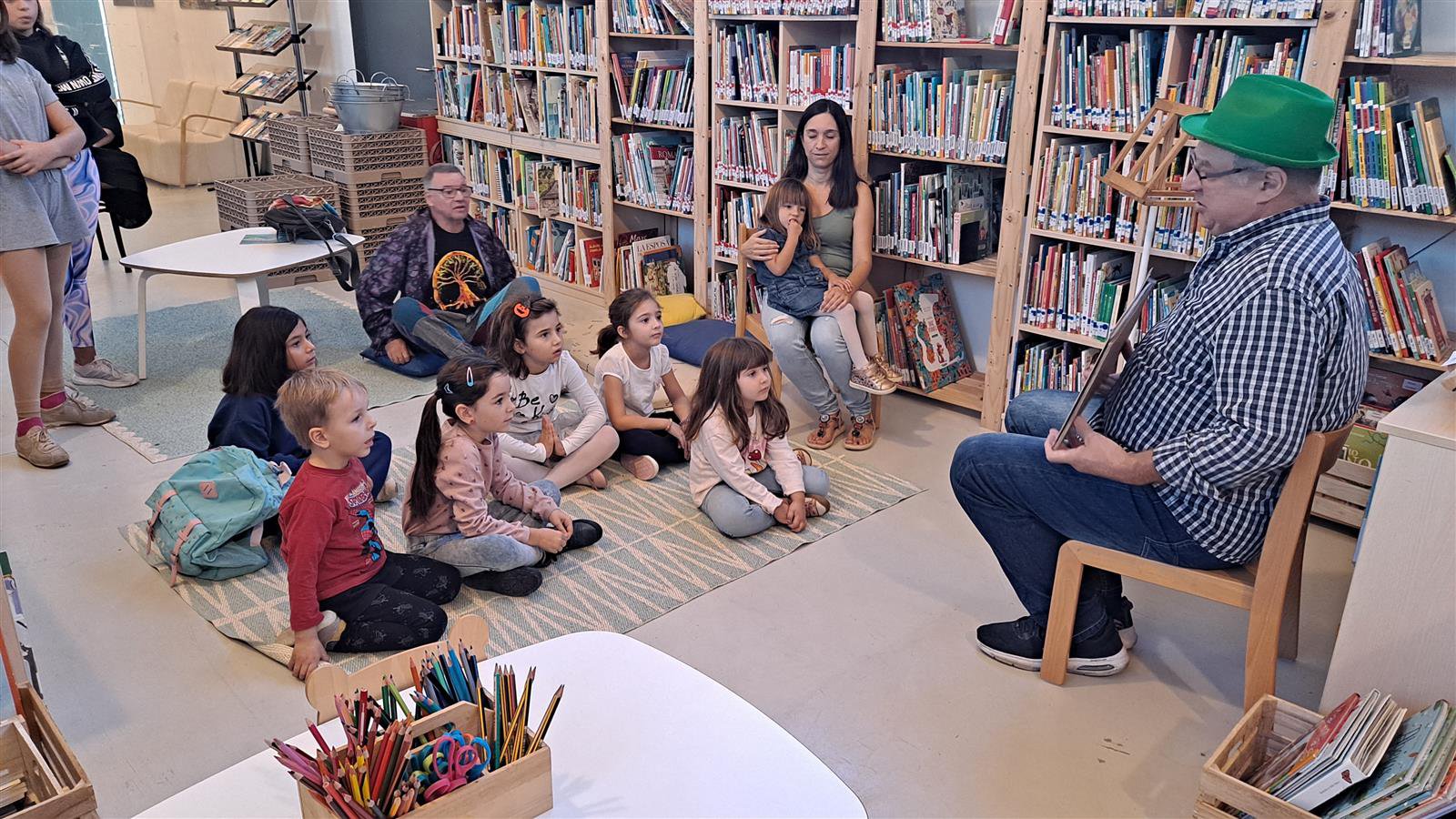 Imatges de l’activitat infantil "On és el Rovelló?.