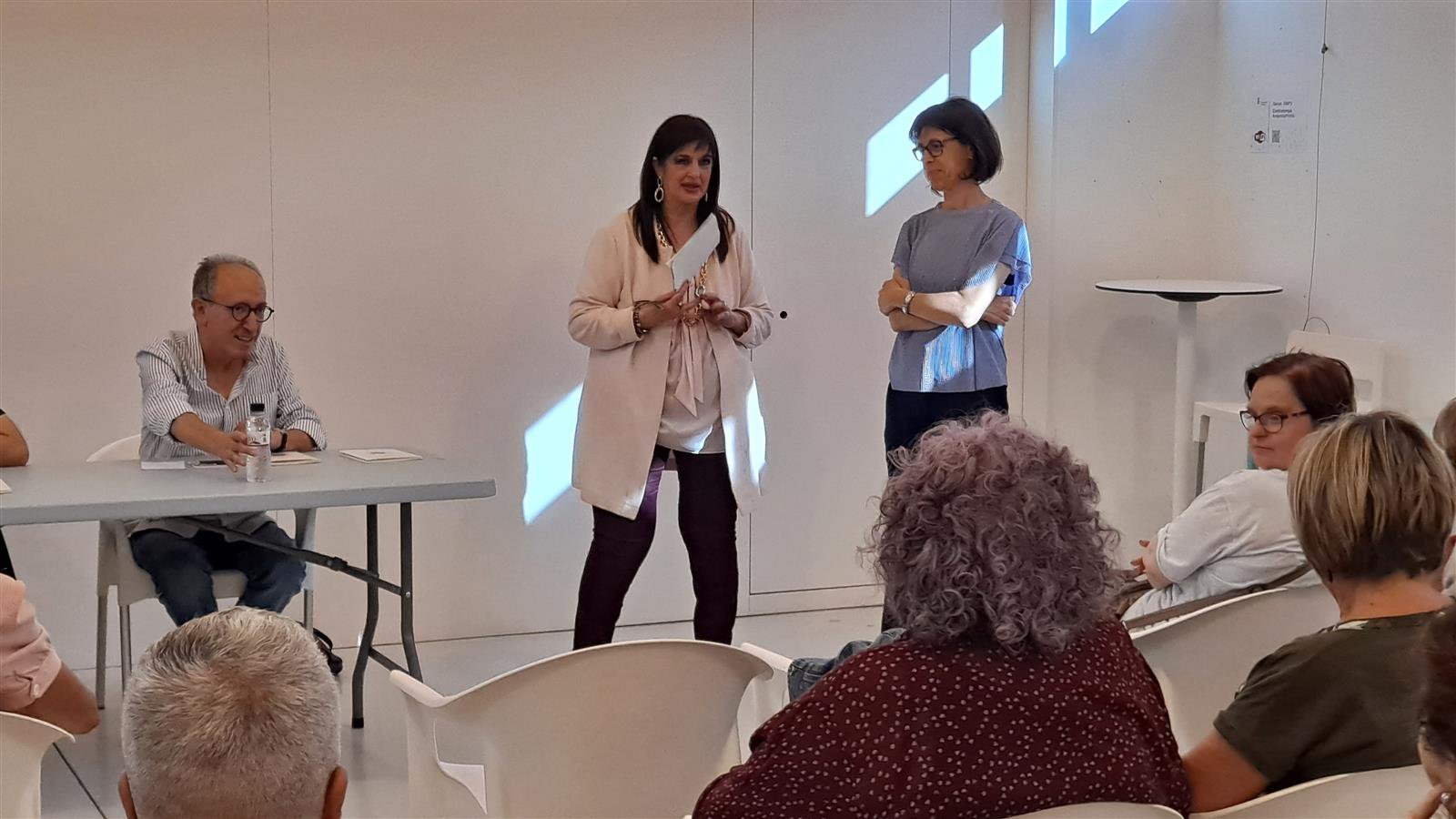 Imatges de la presentació del llibre "Tota la claror", de Joan Callau.