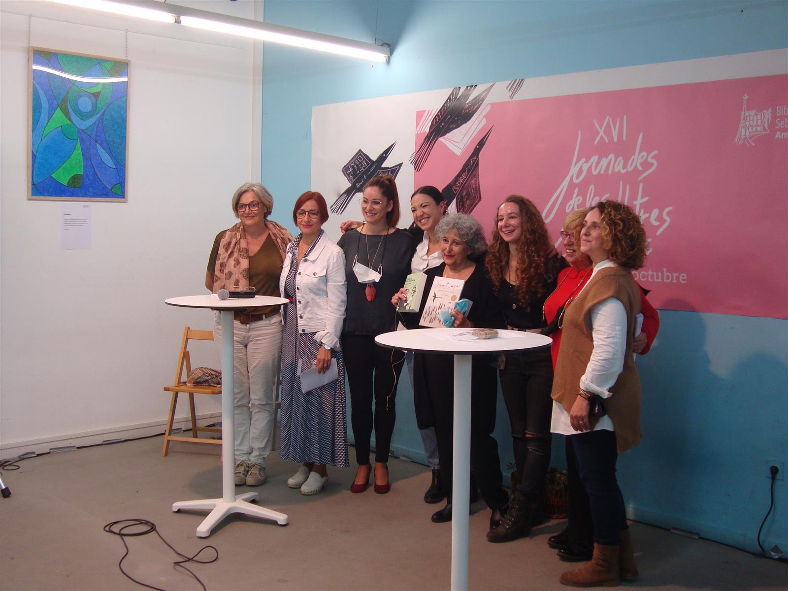 XVI Jornades de les Lletres Ebrenques. Imatges de la inauguració de l’exposició "Color i passió per la vida" d’Anna Mª Franco.