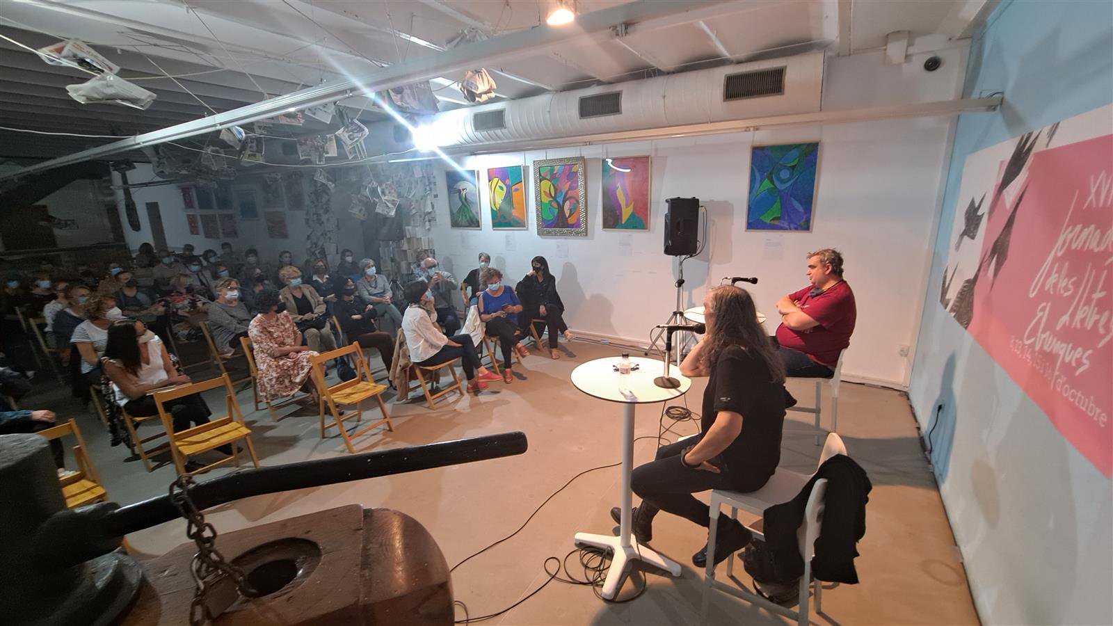 XVI Jornades de les LLetres Ebrenques. Imatges de la trobada del Club de Lectura Cafè Tertúlia amb l’escriptor Gerard Quintana.