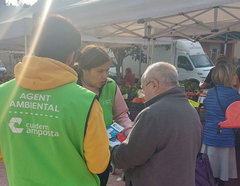 Cuidem Amposta atén els dubtes de 350 persones durant la campanya de Nadal