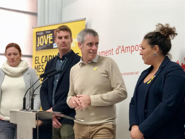 Joventut presenta el nou Carnet Jove d’Amposta