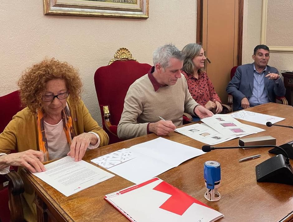 L’antiga Llar del Jubilats, cedida a Creu Roja