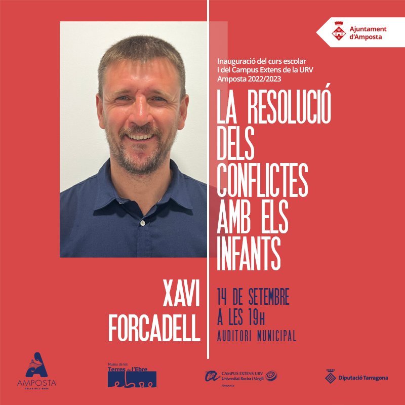 Amposta inaugura el curs escolar amb una conferència del mestre ampostí Xavi Forcadell
