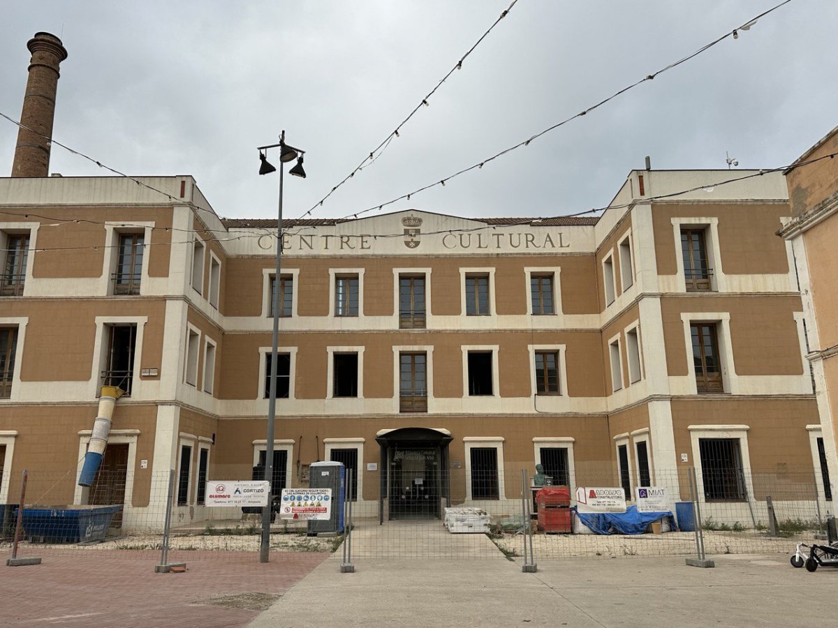 L’Ajuntament d’Amposta rep més de 628.000 euros del fons Next Generation per a la rehabilitació de la Biblioteca Comarcal Sebastià Juan Arbó