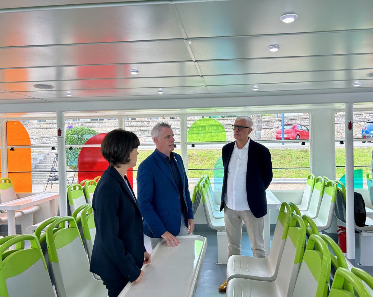El catamarà elèctric ja està a Amposta