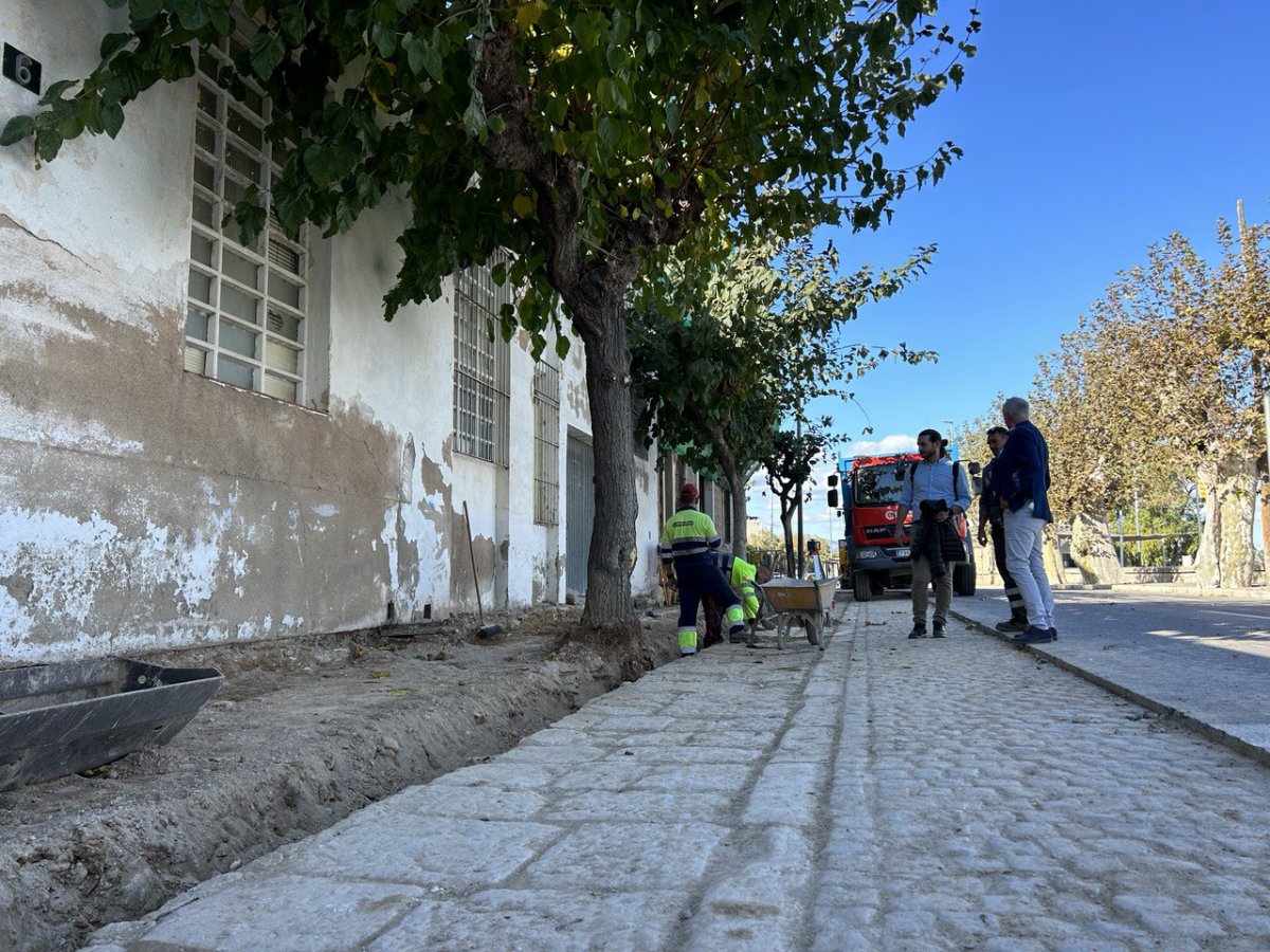 L’Ajuntament inicia les obres d’instal·lació de tres nous punts de recàrrega dins el Pla de Sostenibilitat Turística