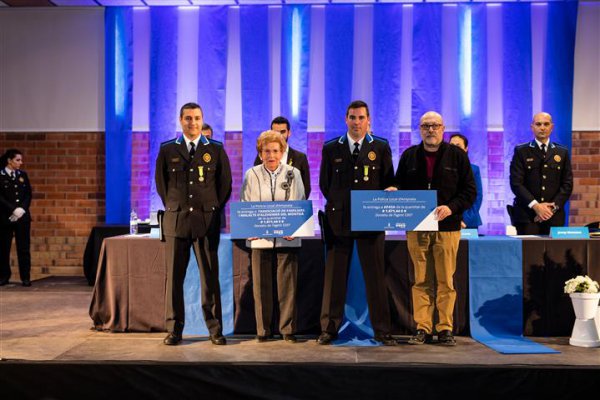 Amposta reconeix la tasca de la Policia Local i Protecció Civil