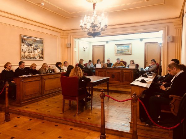 El ple aprova la creació de l’empresa pública Amposta Serveis Municipals