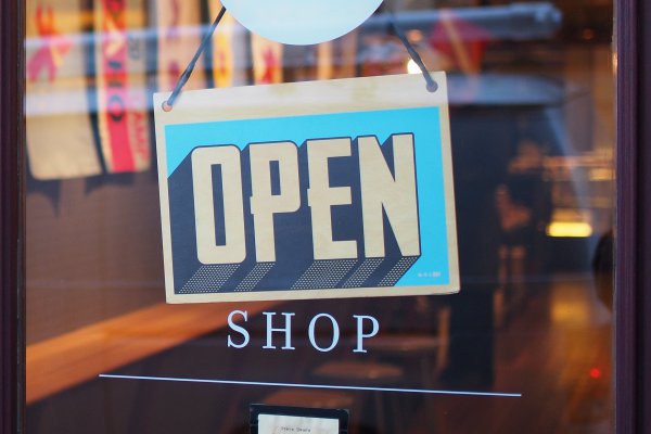 L’Ajuntament atorga més de 16.000 euros per modernitzar els comerços locals
