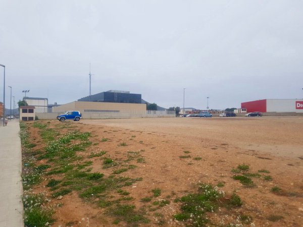 L’Ajuntament aprova l’avantprojecte d’un  casal per a la gent gran i centre cívic
