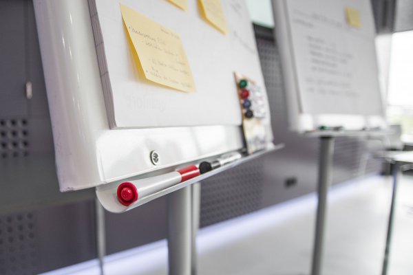 La Junta de Govern Local aprova el pagament de 40.000 euros en ajuts al centres educatius i associacions de mares i pares